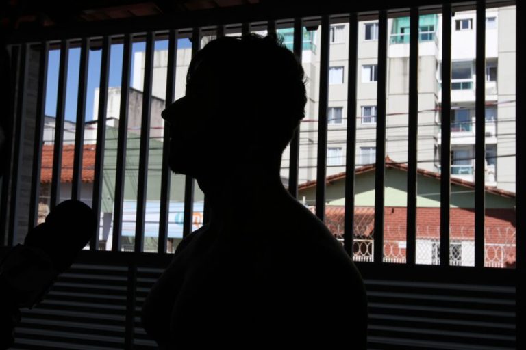 “Foi criada com amor e tinha tudo que queria”, diz tio de menina que matou a mãe