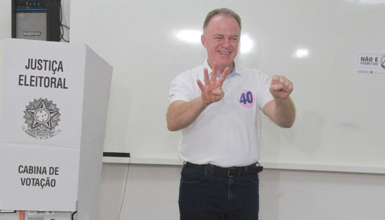Renato Casagrande é reeleito governador do Espírito Santo