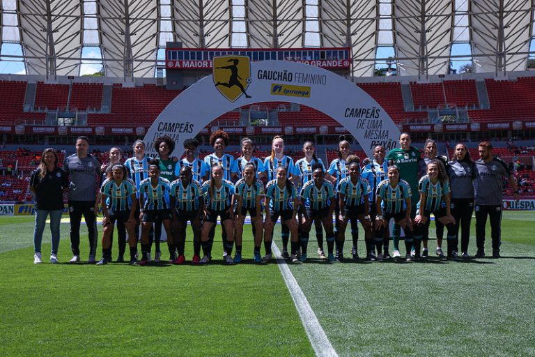 Jogadoras do Grêmio denunciam racismo de torcedor do Inter em Gre-Nal