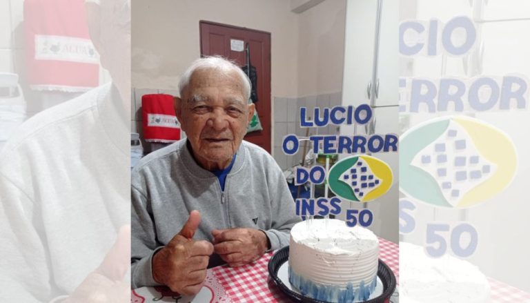 Terror do INSS: idoso comemora 50 anos de aposentadoria