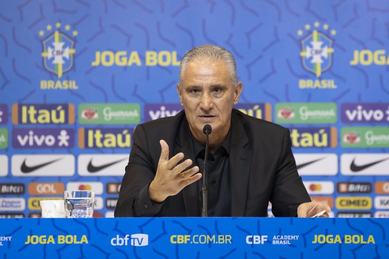 Tite apresenta nesta segunda os 26 convocados para a seleção. Veja onde assistir