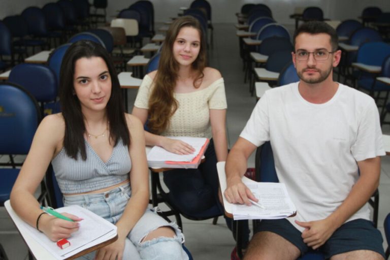 Questões “recicladas” na prova do Enem