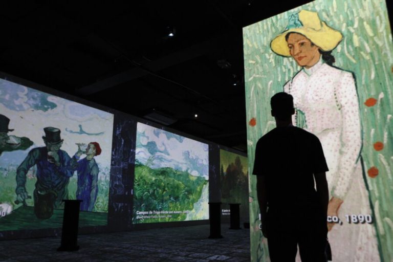 Vitória recebe exposição com obras de Van Gogh