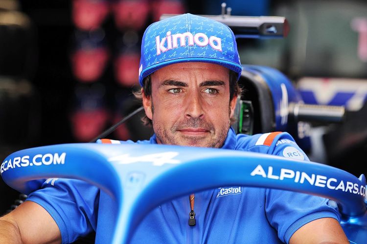 Alonso é punido e perde posições no grid do GP de São Paulo de F-1