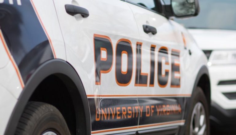 Ataque a tiros em universidade deixa ao menos três mortos