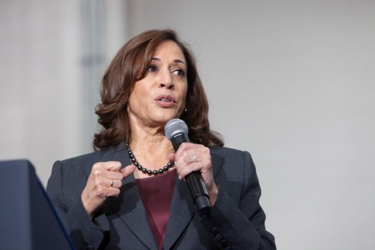 Kamala Harris se reúne com Xi e reforça abertura ao diálogo com a China