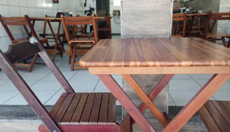 Homem é detido suspeito de tentar deixar bar sem pagar a conta