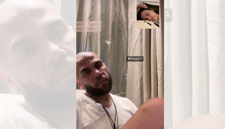Daniel Alves faz chamada de vídeo com a esposa e ameniza saudade no Catar