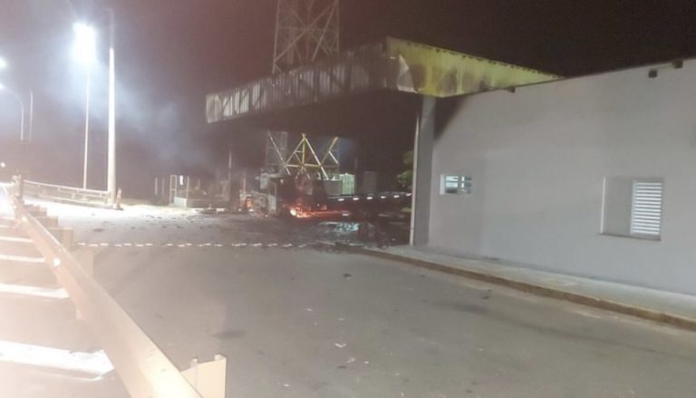 Há 18 bloqueios e interdições em estradas federais, afirma PRF