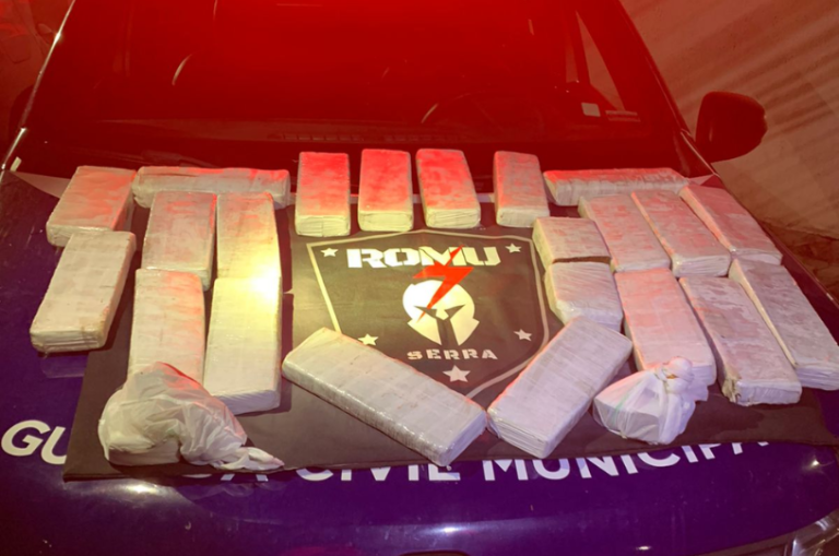 Drogas são apreendidas dentro de geladeira na Serra