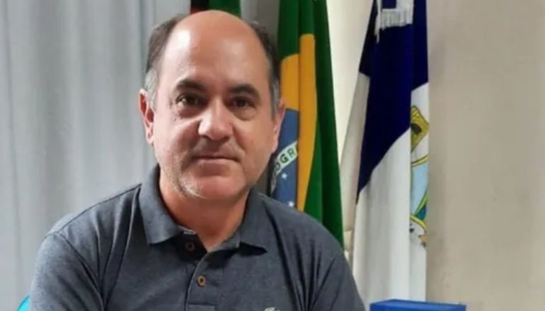 Prefeito é morto a tiros dentro de gabinete da prefeitura no RS