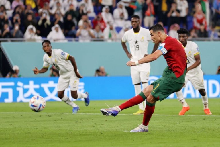 CR7 bate recorde, e Portugal vence Gana na Copa em jogo eletrizante