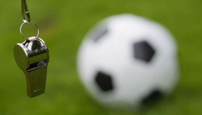 Jornal revela o salário dos árbitros da Copa; saiba quanto recebem por jogo