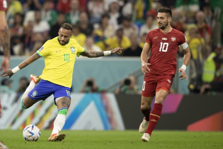Neymar vira jogador que mais sofreu faltas na 1ª rodada da Copa; veja lista