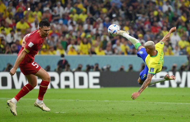 Capixaba faz história no primeiro jogo do Brasil na Copa
