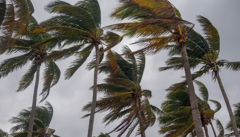 Instituto alerta para ventos de até 100km/h e chuva intensa no ES