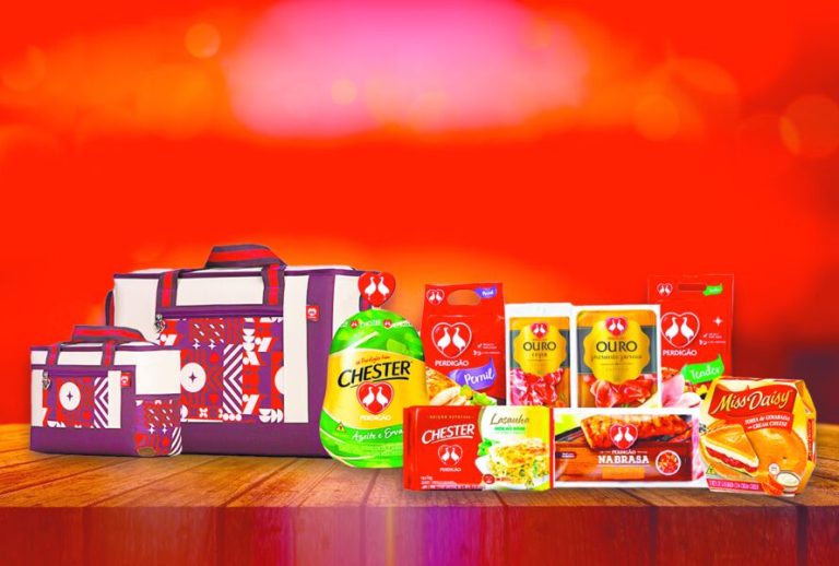 A Tribuna vai sortear 15 kits de Natal para os leitores