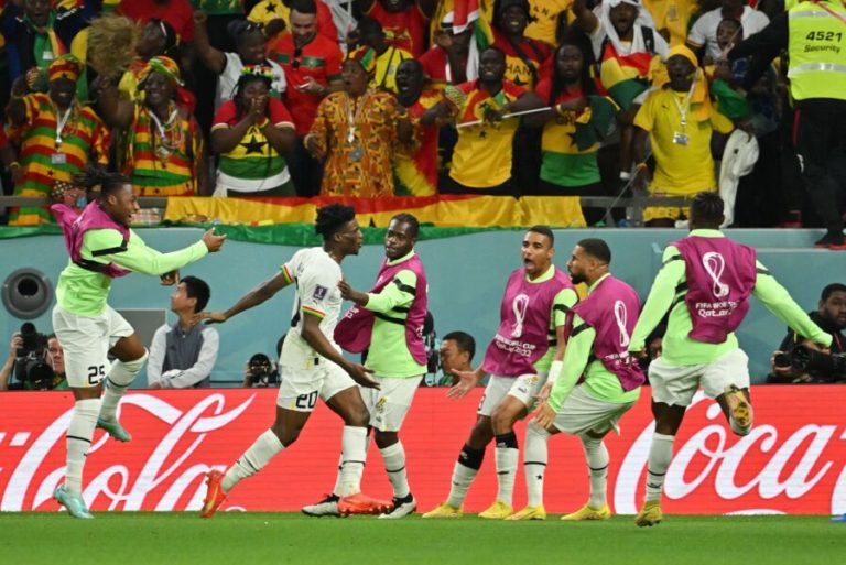 Em jogo com cinco gols, Gana vence Coreia e segue viva por vaga nas oitavas