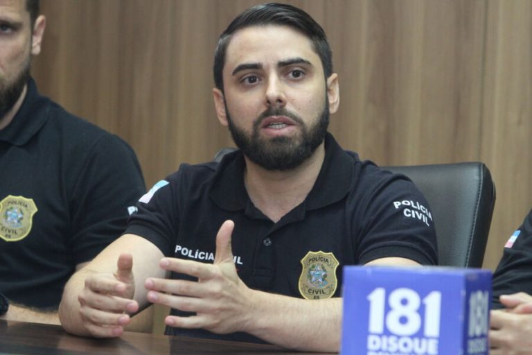 Adolescente afirma que aprendeu a utilizar armas pela internet