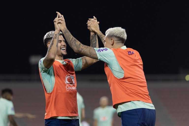 Seleção brasileira pega Camarões com time reserva; veja escalação