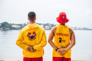Praias de Vitória vão ter mais guarda-vidas durante o verão