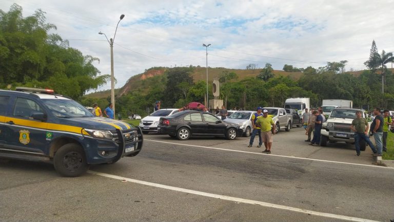 Segundo dia de protesto dos caminhoneiros: veja onde há interdição no ES