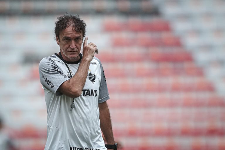 Cuca não é mais treinador do Atlético-MG