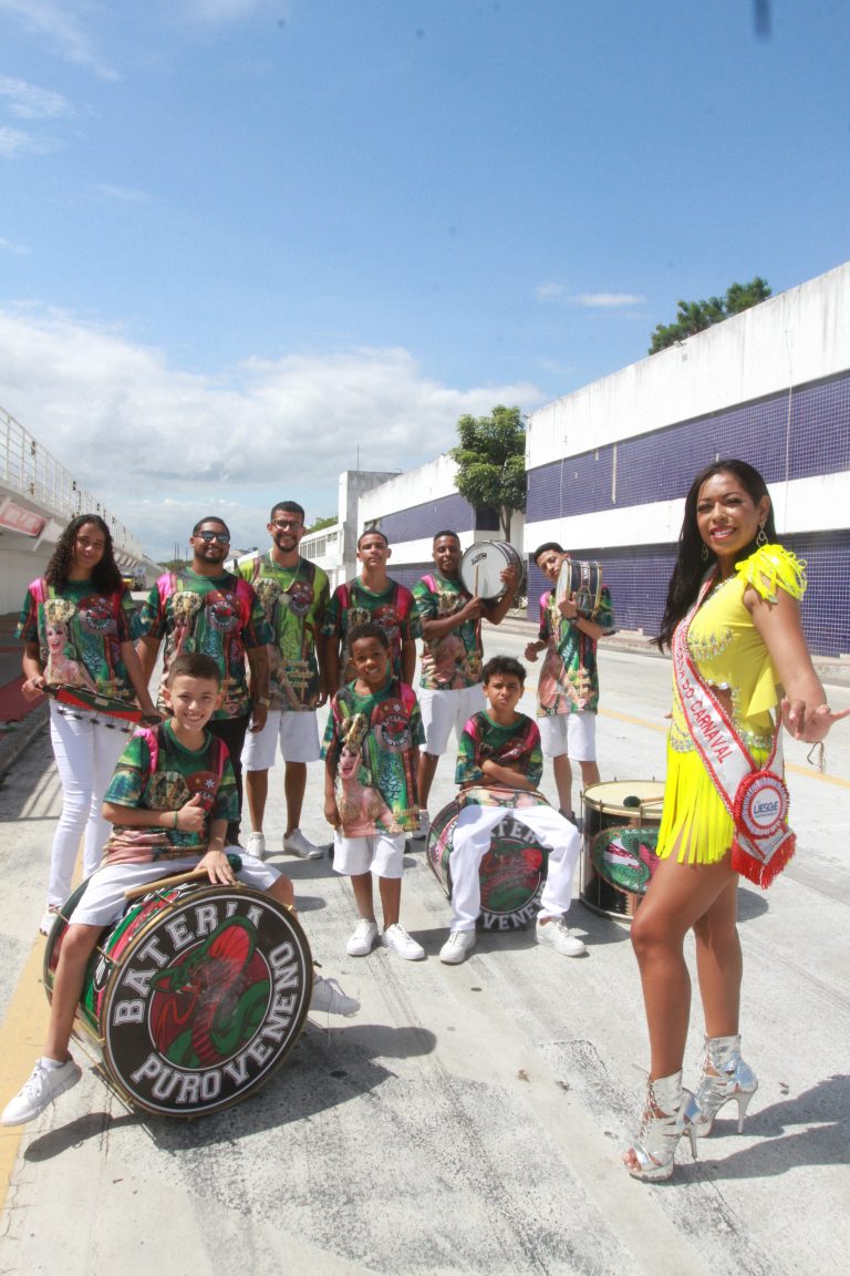 Disputa para novo reinado do Carnaval capixaba