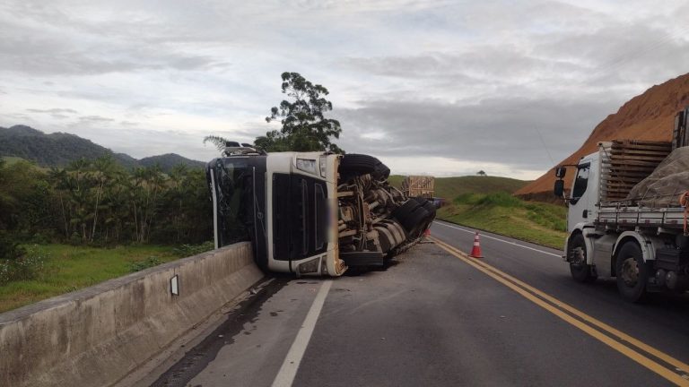 Rodovia do ES registra dois acidentes no mesmo trecho em menos de 2 horas