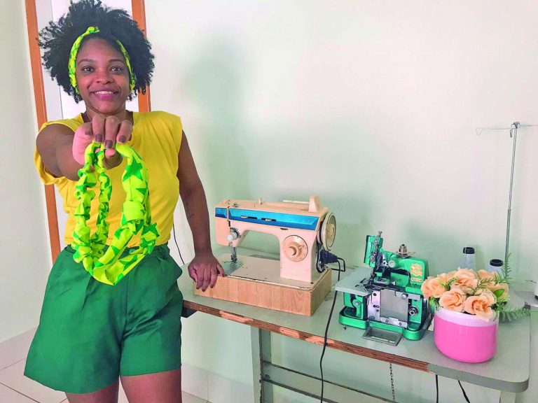 Sonho de comprar casa com looks para a torcida