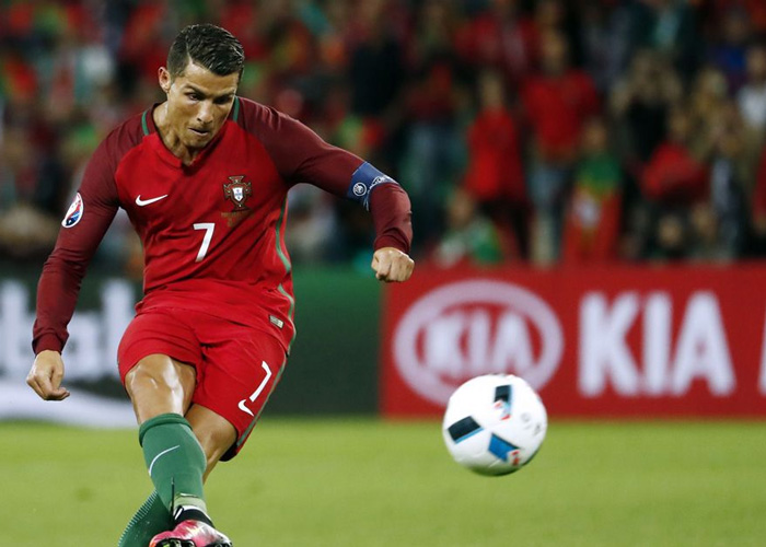 Cristiano Ronaldo deve jogar na Arábia Saudita após a Copa, diz jornal