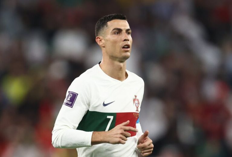 Cristiano Ronaldo será reserva contra a Suíça pelas oitavas da Copa