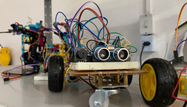 Estudantes participam de torneio de robótica neste sábado em Vitória