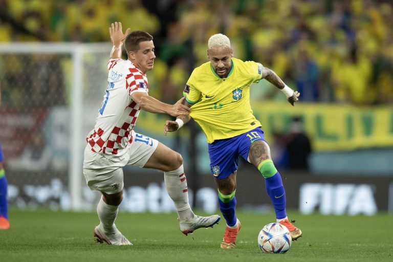 Lesões, falta de alternativa de jogo, afobação: o que derrubou o Brasil