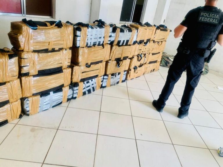 Casal do Rio de Janeiro é preso com mais de 700 kg de cocaína no ES