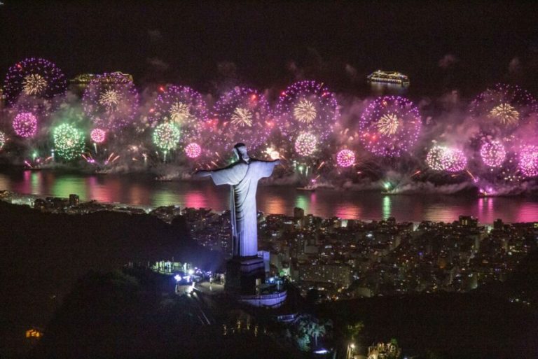 “Rio terá o maior réveillon pós-pandemia do mundo”, diz Eduardo Paes