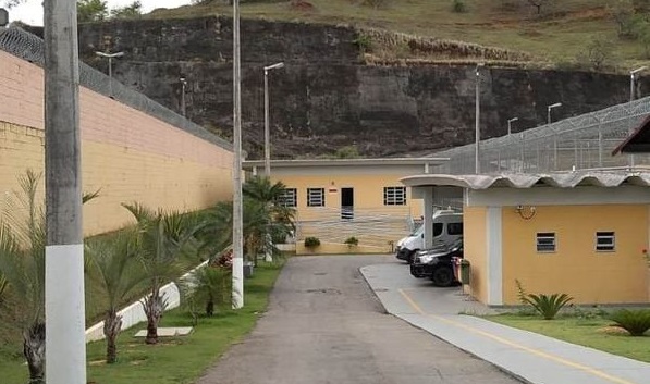 Presos mataram detento em cadeia do ES por suspeita de vazamento de informações