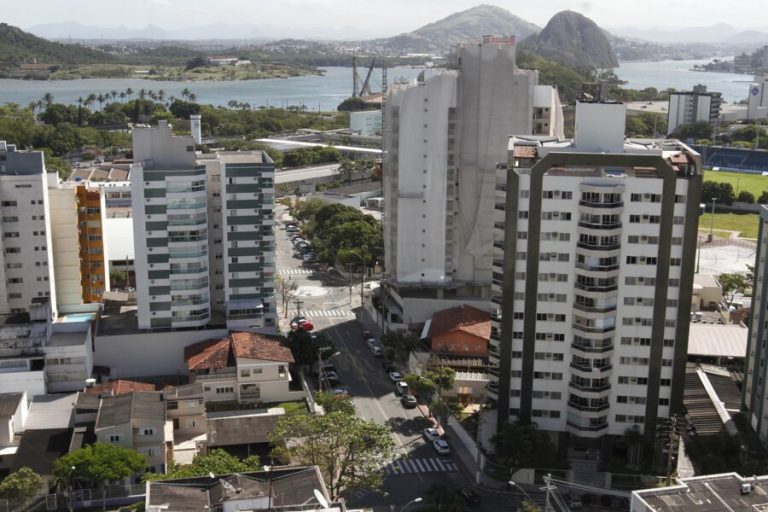 Mais de 119 mil empresas no Estado estão no vermelho