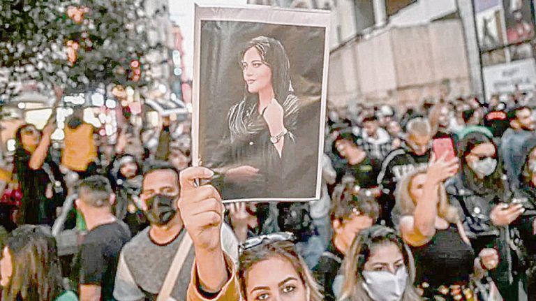 Protestos podem levar 100 iranianos a pena de morte