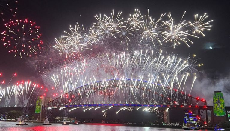 2023: países já começaram a celebrar o Réveillon
