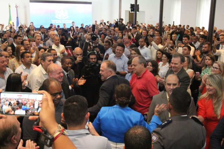 “Temporada de oportunidades”, diz Renato Casagrande