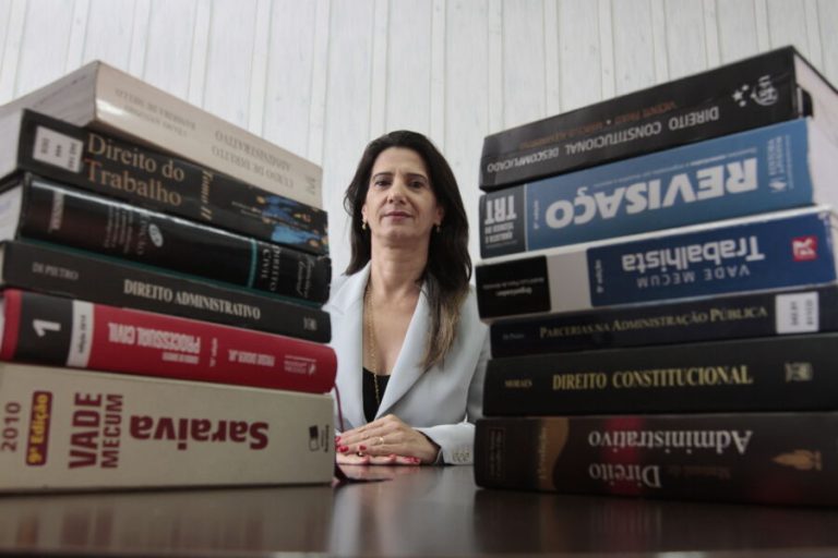 Confira as profissões que mais vão ter vagas em concursos