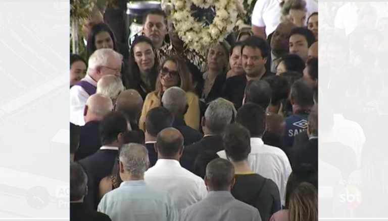 AO VIVO | Acompanhe a transmissão do velório de Pelé pelo SBT