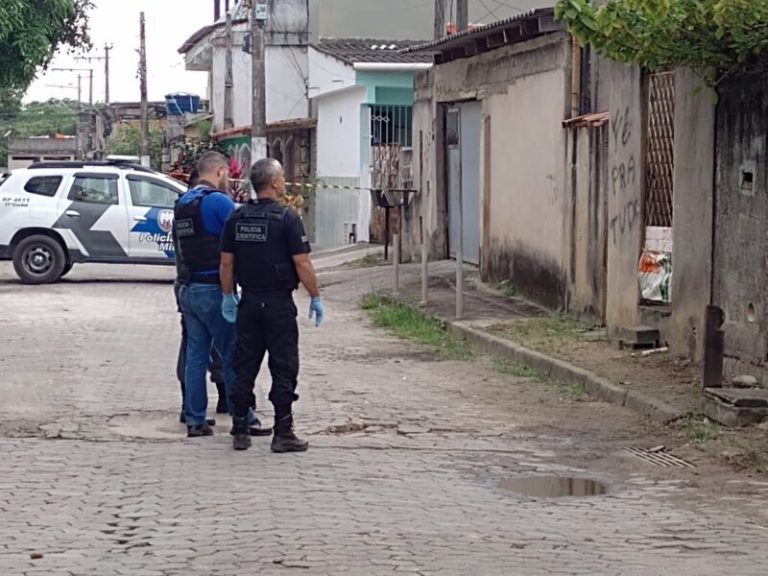 Incêndio em casa deixa uma pessoa morta em Vila Velha