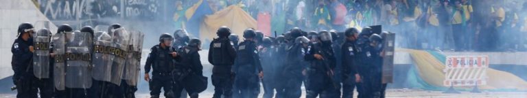Governadores repudiam atos e oferecem forças militares para o Distrito Federal