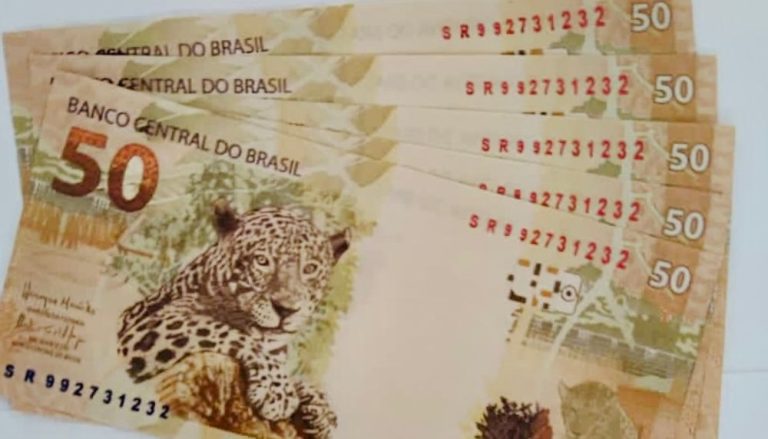 Jovem é preso ao receber encomenda de dinheiro falso no ES