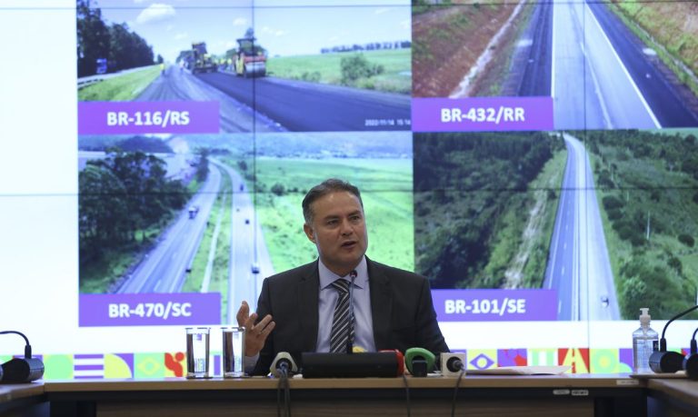 União prevê concluir duas obras em BRs até abril