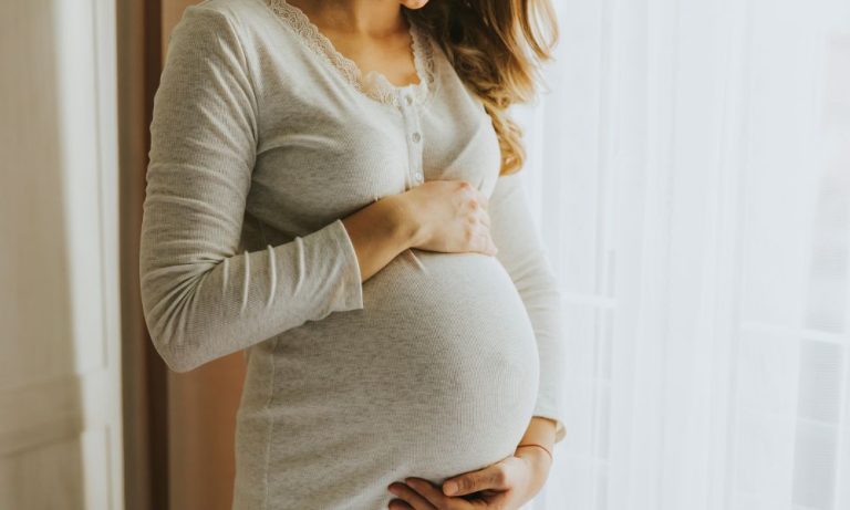 Covid aumentou em 40% o número de mortes maternas no 1º ano da pandemia
