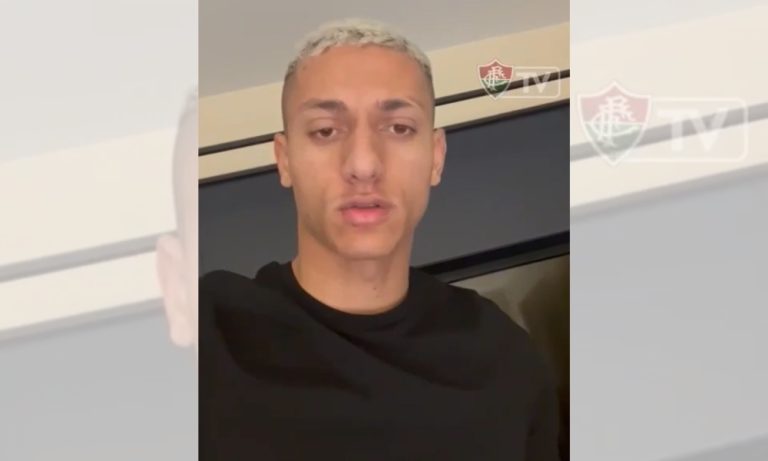 Capixaba Richarlison convida torcida do Fluminense para jogo no ES