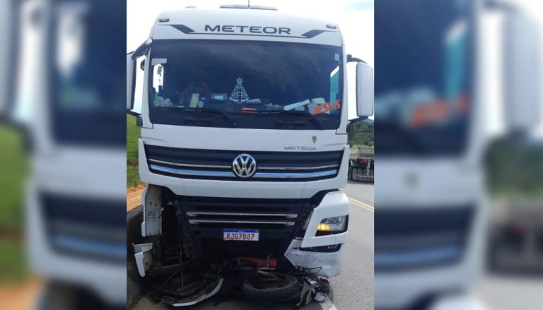 Motociclista morre em acidente com caminhão na BR-101 no ES